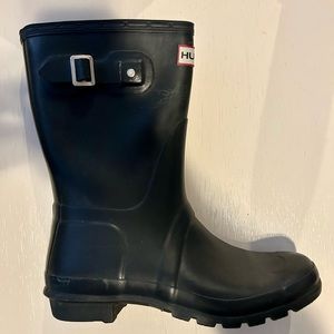 HUNTER Original Short Matte Rain Boot - Women's